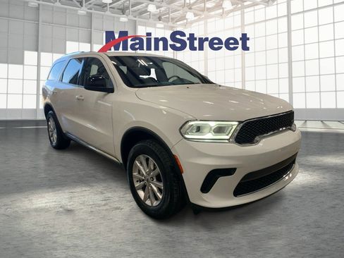 Used 2024 Dodge Durango SXT image 7