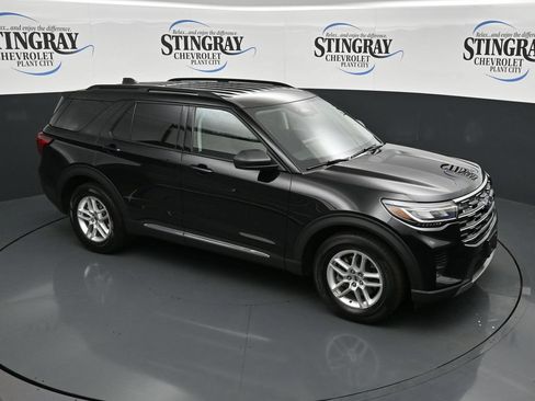 Used 2025 Ford Explorer Active RWD image 27