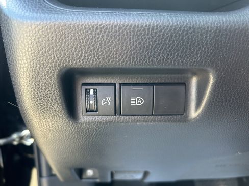Certified 2022 Toyota RAV4 LE AWD/4WD image 14