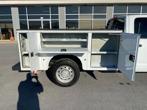 Used 2009 Dodge Ram 2500 Truck ST image 27