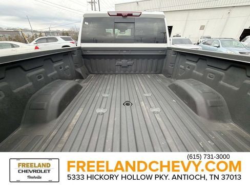 Used 2024 Chevrolet Silverado 2500 LTZ w/ LTZ Premium Package image 15