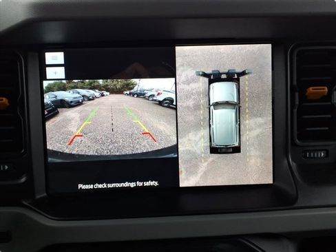 Used 2022 Ford Bronco Badlands w/ Sasquatch Package image 27