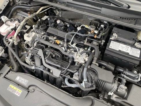 Used 2025 Toyota Corolla LE image 13