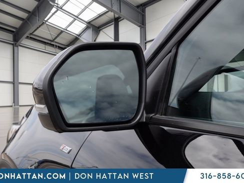 Used 2025 Ford Explorer ST-Line w/ ST-Line Street Pack AWD/4WD image 26