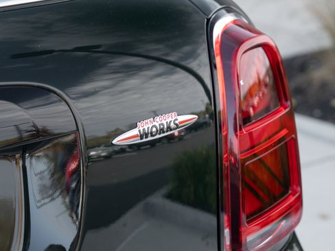 Used 2022 MINI Cooper Countryman John Cooper Works w/ Signature Upholstery Package image 29