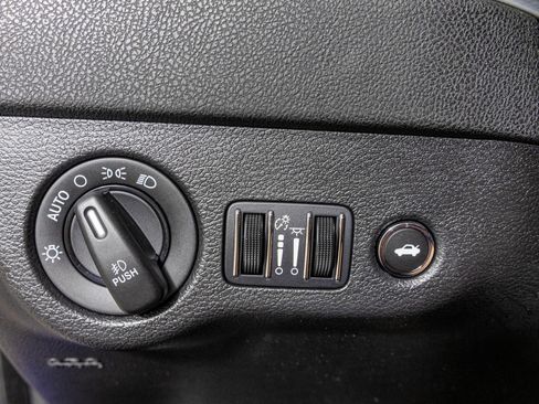 Used 2022 Dodge Charger Scat Pack RWD image 33