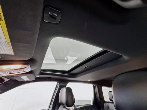 Used 2020 Jeep Grand Cherokee Altitude AWD/4WD image 5