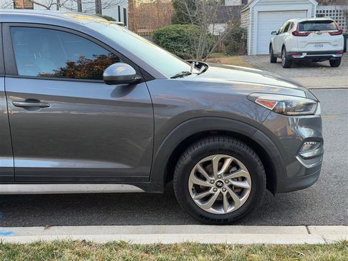 Used 2018 Hyundai Tucson SEL image 5