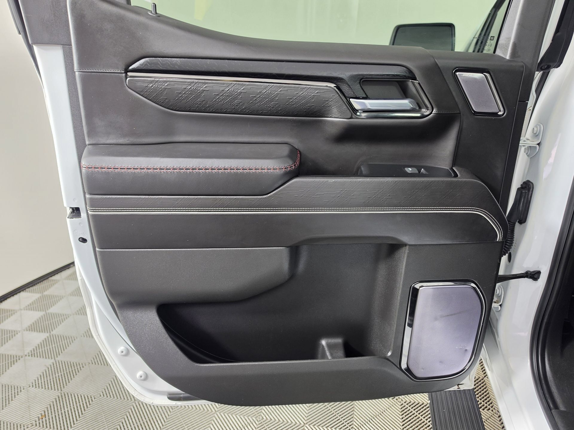Used 2022 GMC Sierra 1500 AT4X AWD/4WD image 29