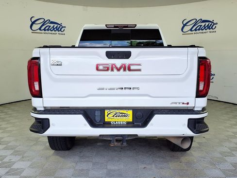 Used 2022 GMC Sierra 2500 AT4 w/ AT4 Premium Plus Package AWD/4WD image 4