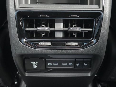 New 2026 Jeep Grand Cherokee Limited Reserve image 21