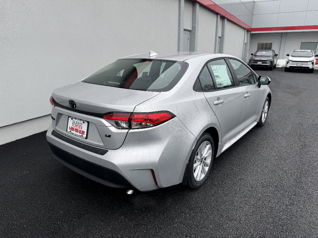 New 2026 Toyota Corolla LE w/ LE Premium Package FWD image 5