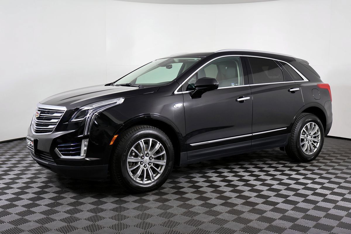 Used 2017 Cadillac XT5 Luxury w/ Driver Awareness Package AWD/4WD image 61