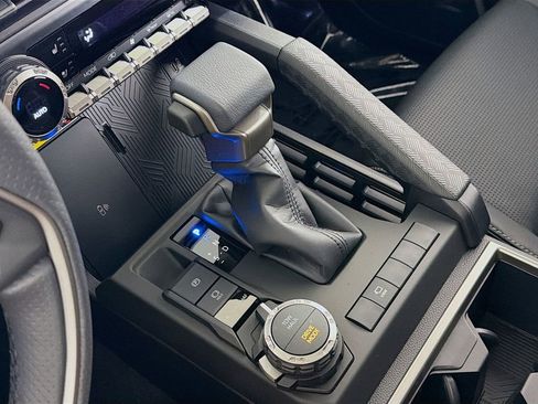 New 2026 Toyota 4Runner Limited image 19