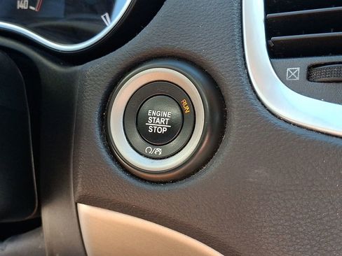 Used 2020 Dodge Durango SXT image 22