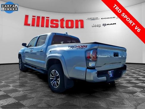 Used 2021 Toyota Tacoma TRD Sport image 4