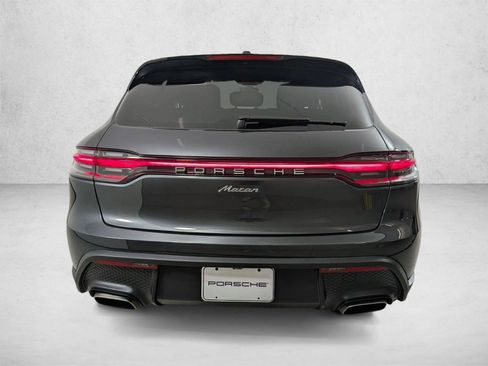 Certified 2023 Porsche Macan AWD/4WD image 10