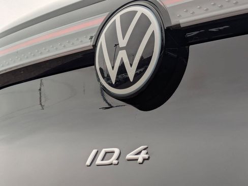 Used 2023 Volkswagen ID.4 Pro S AWD/4WD image 31
