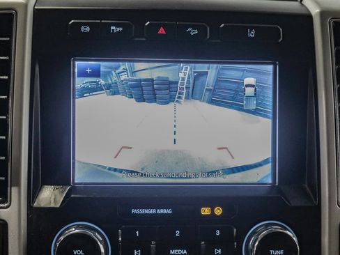 Used 2020 Ford F250 Lariat w/ Lariat Value Package AWD/4WD image 23