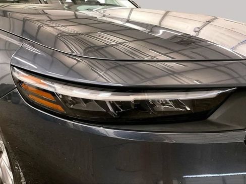 Used 2023 Honda Accord LX image 27