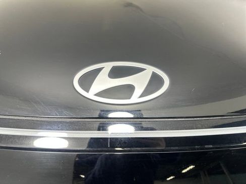 Used 2024 Hyundai Kona SEL AWD/4WD image 9