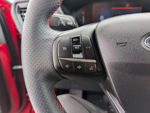 Used 2025 Ford Escape ST-Line image 12