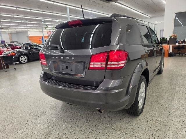 Used 2020 Dodge Journey SE FWD image 5