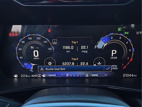 Used 2024 Chevrolet Colorado LT w/ LT Convenience Package II image 18