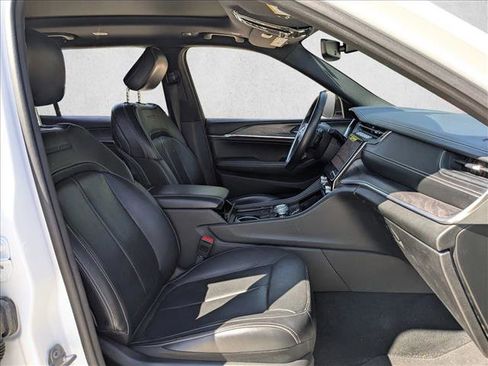 Used 2022 Jeep Grand Cherokee L Overland image 19