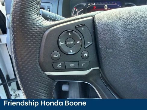 Used 2025 Honda Passport EX-L image 19