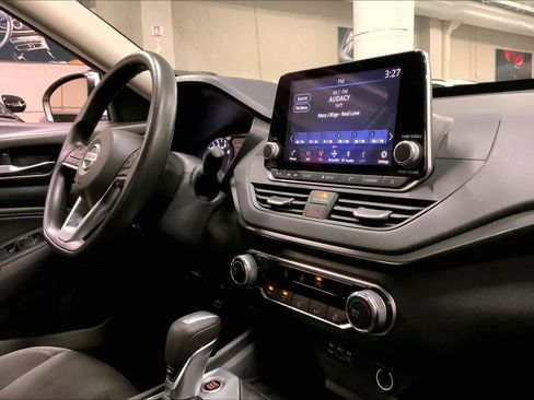 Used 2019 Nissan Altima 2.5 S image 33