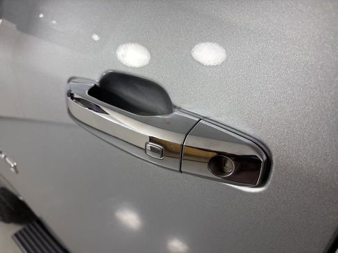 Used 2025 Chevrolet Silverado 2500 LTZ w/ LTZ Premium Package image 18