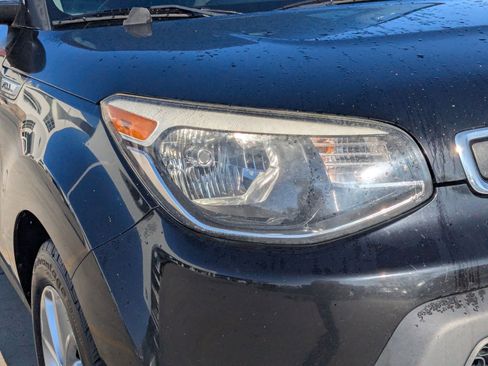 Used 2016 Kia Soul image 10