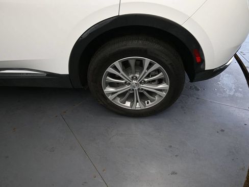 Used 2023 Buick Envision Preferred FWD image 17