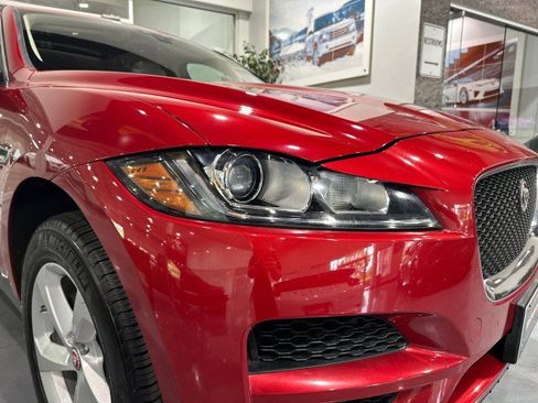 Used 2020 Jaguar F-PACE Premium AWD/4WD image 20
