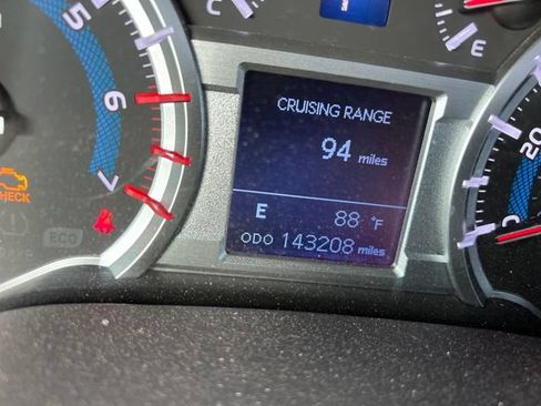 Used 2016 Toyota 4Runner Limited AWD/4WD image 1