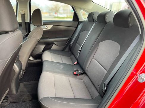 Used 2022 Kia Forte LXS FWD image 12