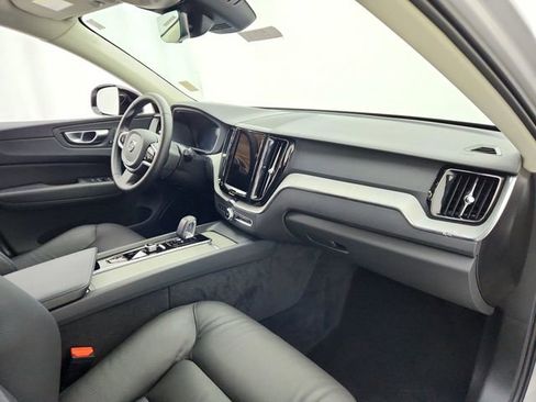 Certified 2025 Volvo XC60 B5 Plus image 13