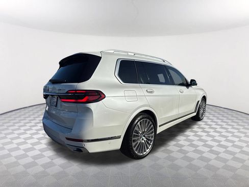 New 2027 BMW X7 xDrive40i w/ Premium Package AWD/4WD image 4