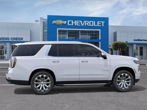 New 2026 Chevrolet Tahoe Premier w/ Sun And Tow Package AWD/4WD image 3
