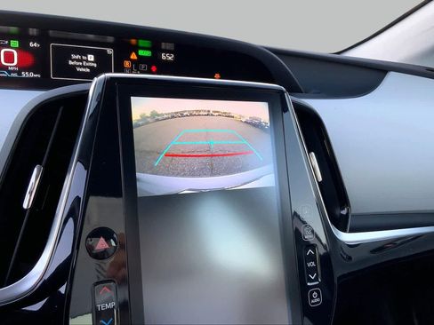 Used 2021 Toyota Prius Prime XLE FWD image 28