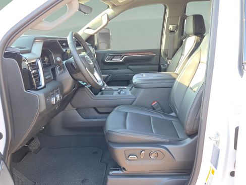 New 2025 GMC Sierra 2500 Denali w/ Technology Package image 13