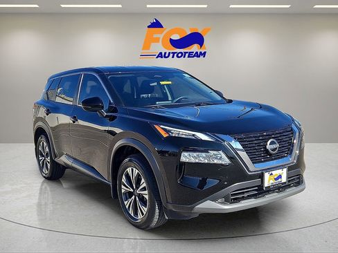 Used 2023 Nissan Rogue SV image 7