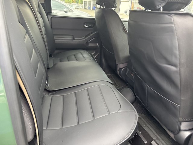 Used 2024 Nissan Frontier SV w/ Technology Package RWD image 17