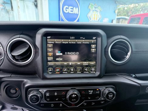 Used 2020 Jeep Wrangler Unlimited Rubicon w/ Quick Order Package 28Y Recon image 20