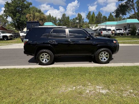 Used 2015 Toyota 4Runner Trail Premium AWD/4WD image 7