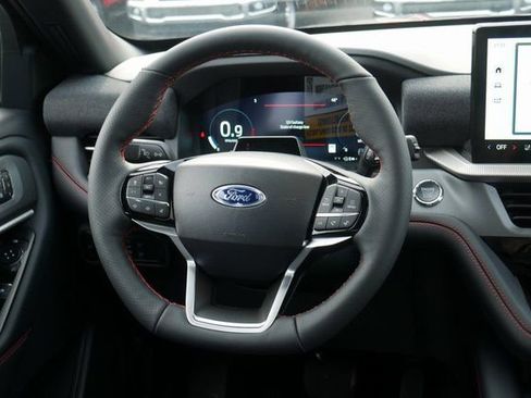 New 2026 Ford Explorer ST-Line w/ ST-Line Street Pack image 19