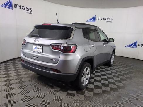 Used 2021 Jeep Compass Latitude AWD/4WD image 7