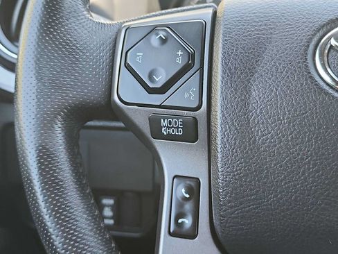 Used 2021 Toyota Tacoma TRD Off-Road w/ Technology Package AWD/4WD image 26