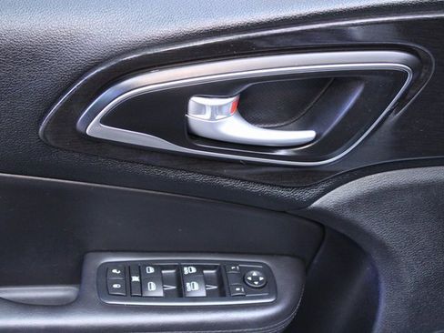 Used 2016 Chrysler 200 C w/ Sun & Sound Group image 16